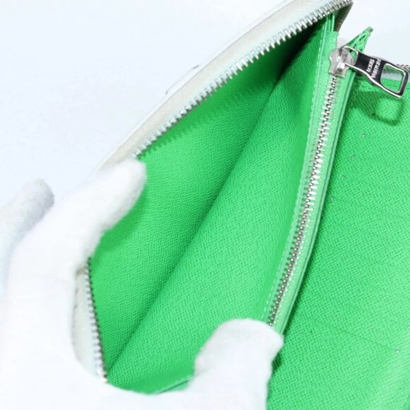 LOUIS VUITTON Monogram LV Portrait Zippy Wallet Vertical M82590 LV Auth 127987M - Picture 15 of 16